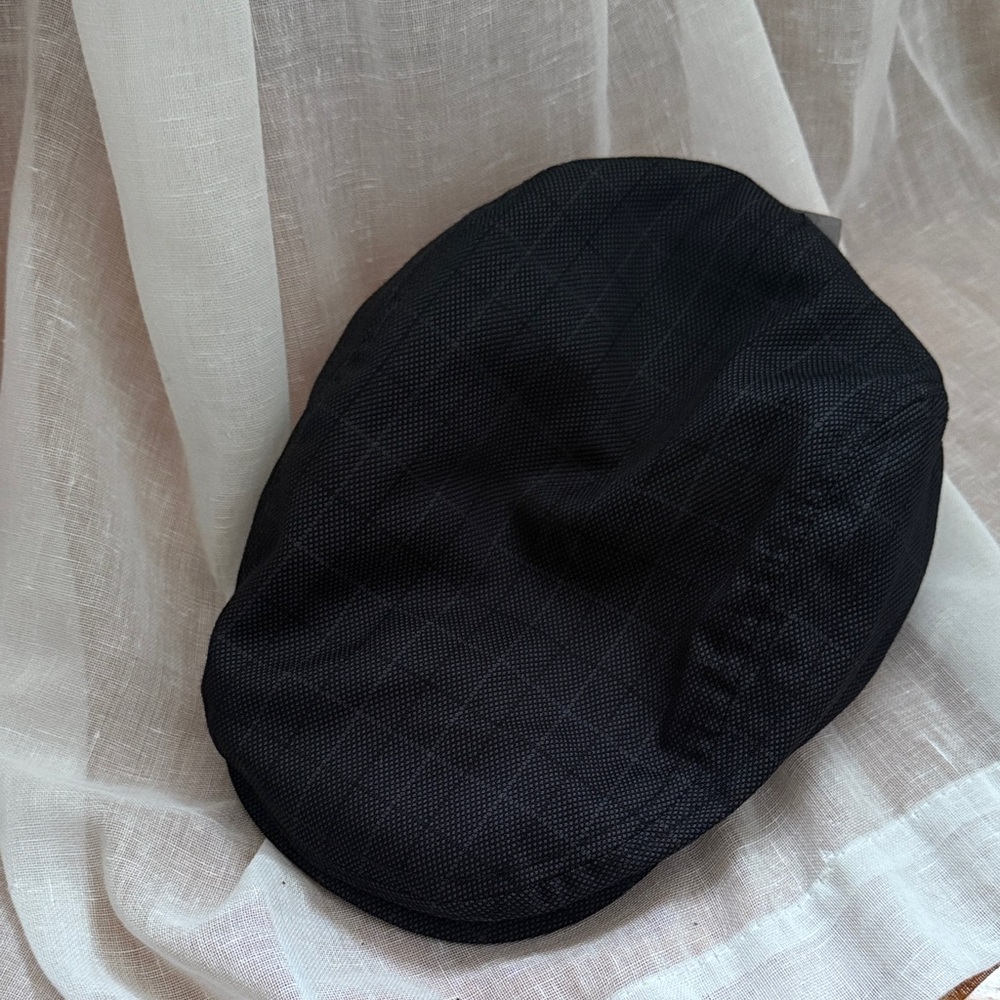 Kenneth Cole Reaction Black Flat Cap